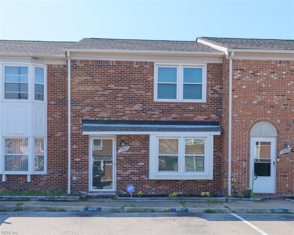1957 Darnell Drive, Virginia Beach, VA 