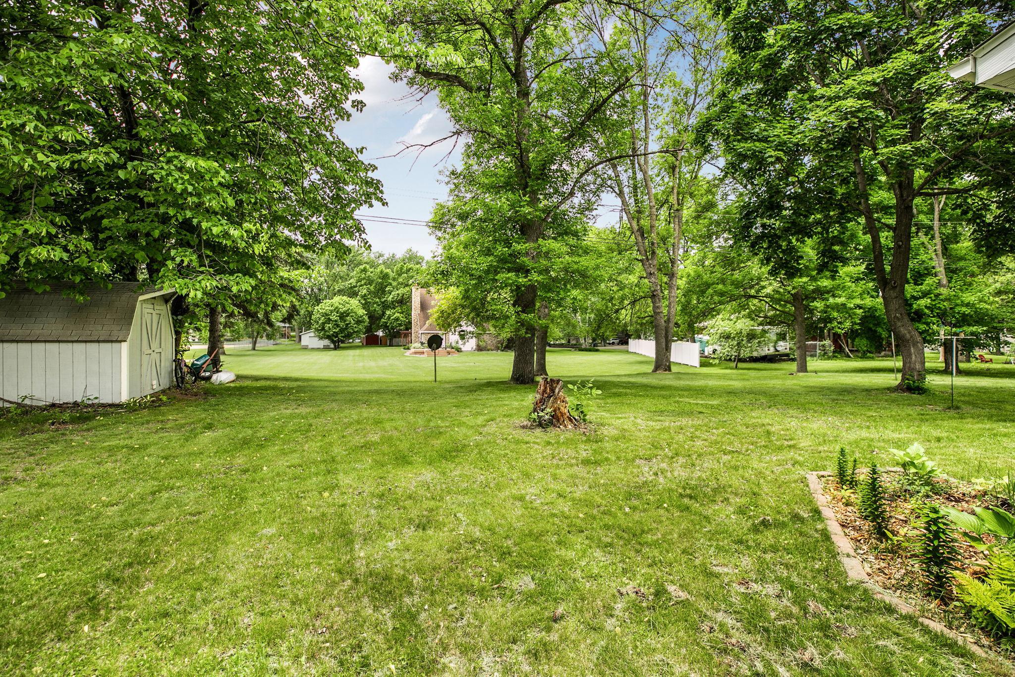 940 Hamlet Drive N