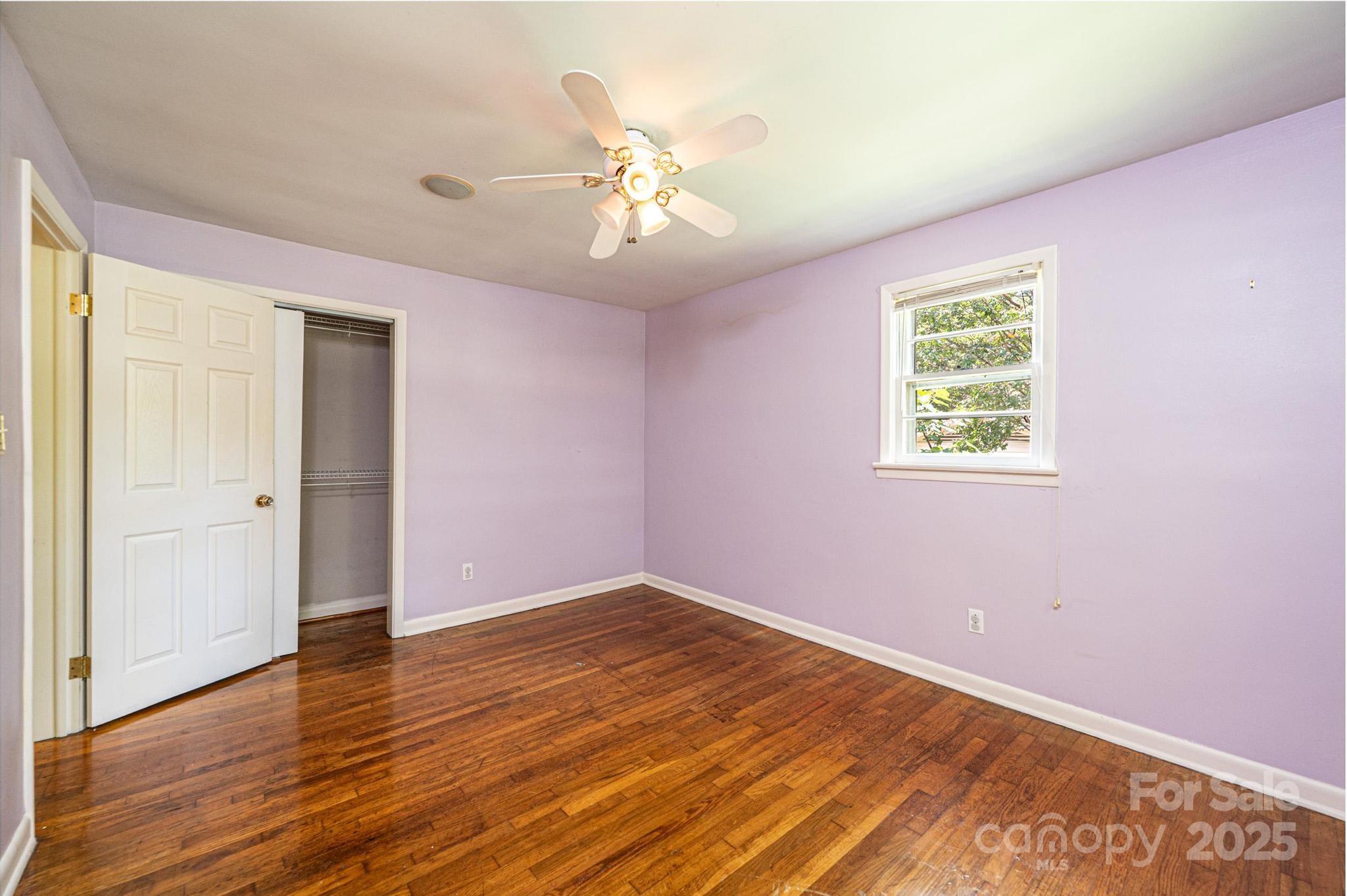 1460 23rd Avenue Place NE