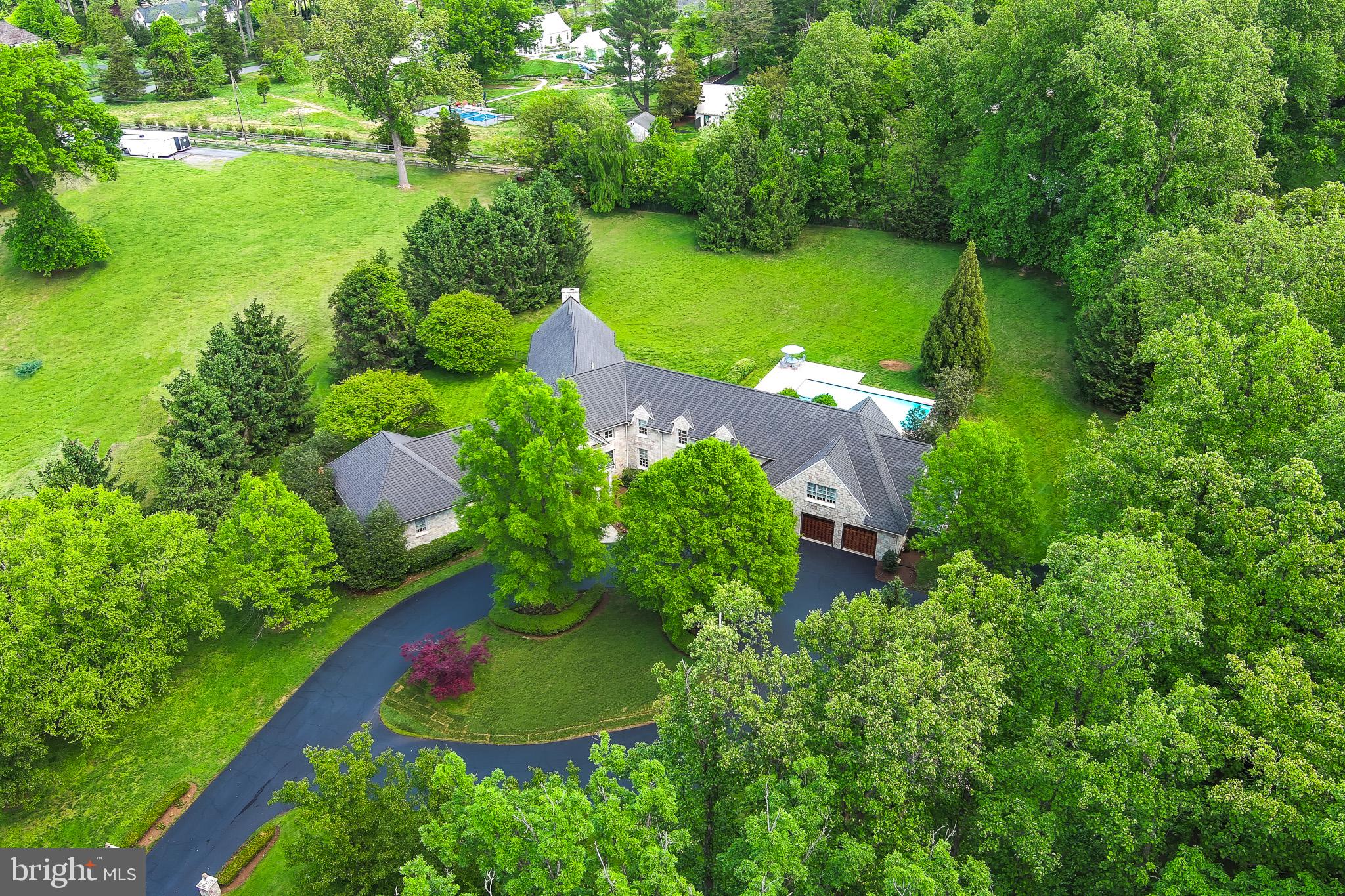 9001 Persimmon Tree Road, Potomac, MD image