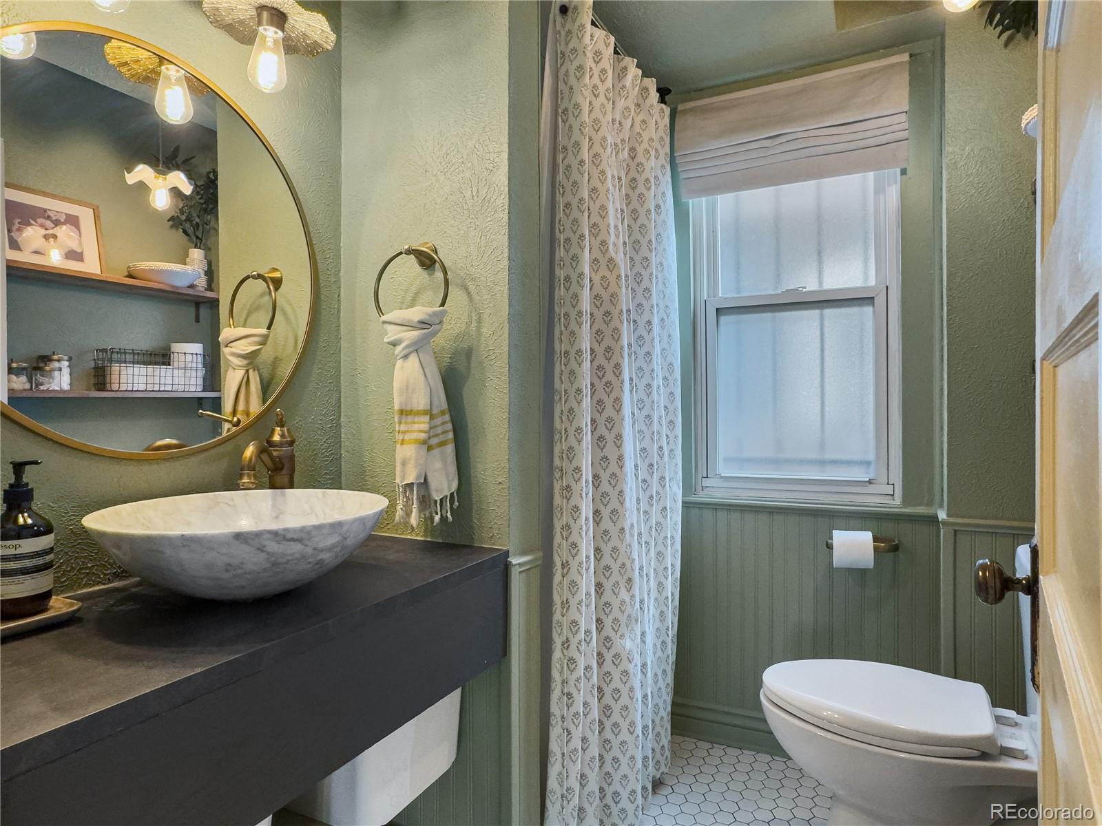 2088 S Pennsylvania Street