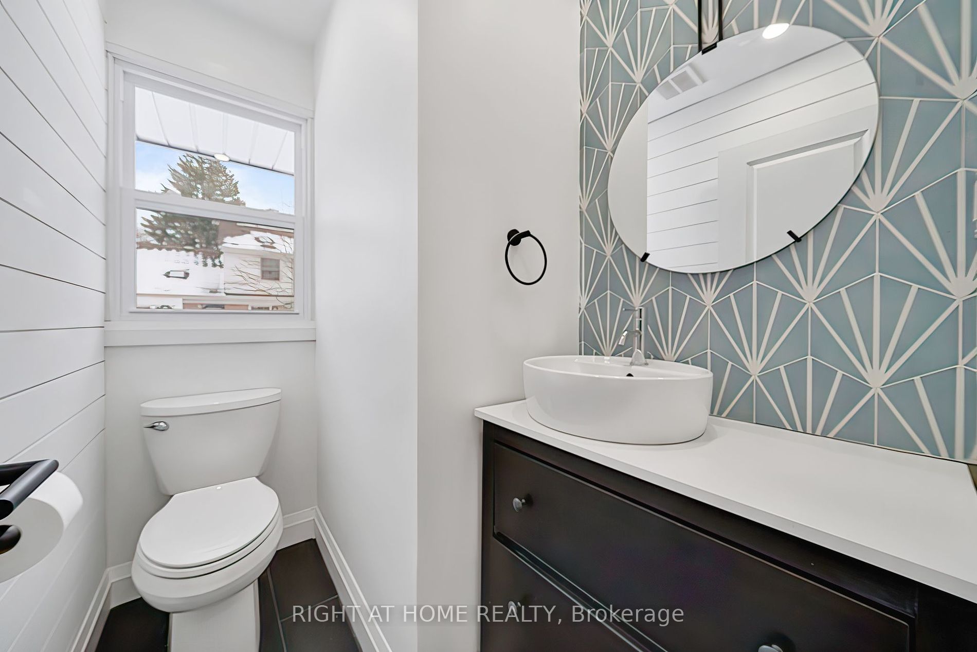 192 Waldoncroft Cres