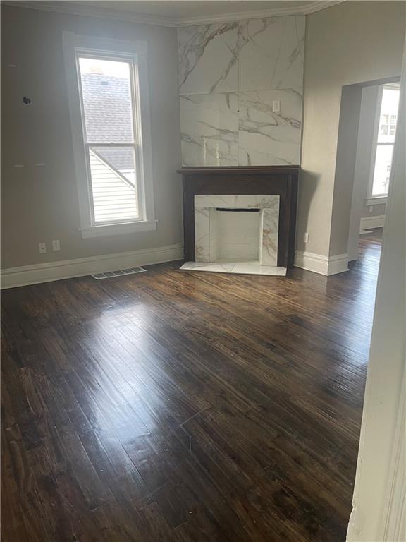 105 S Benton Boulevard