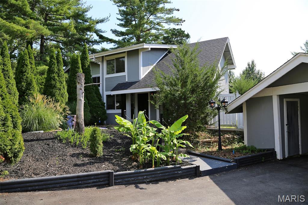1420 Pine Row Court