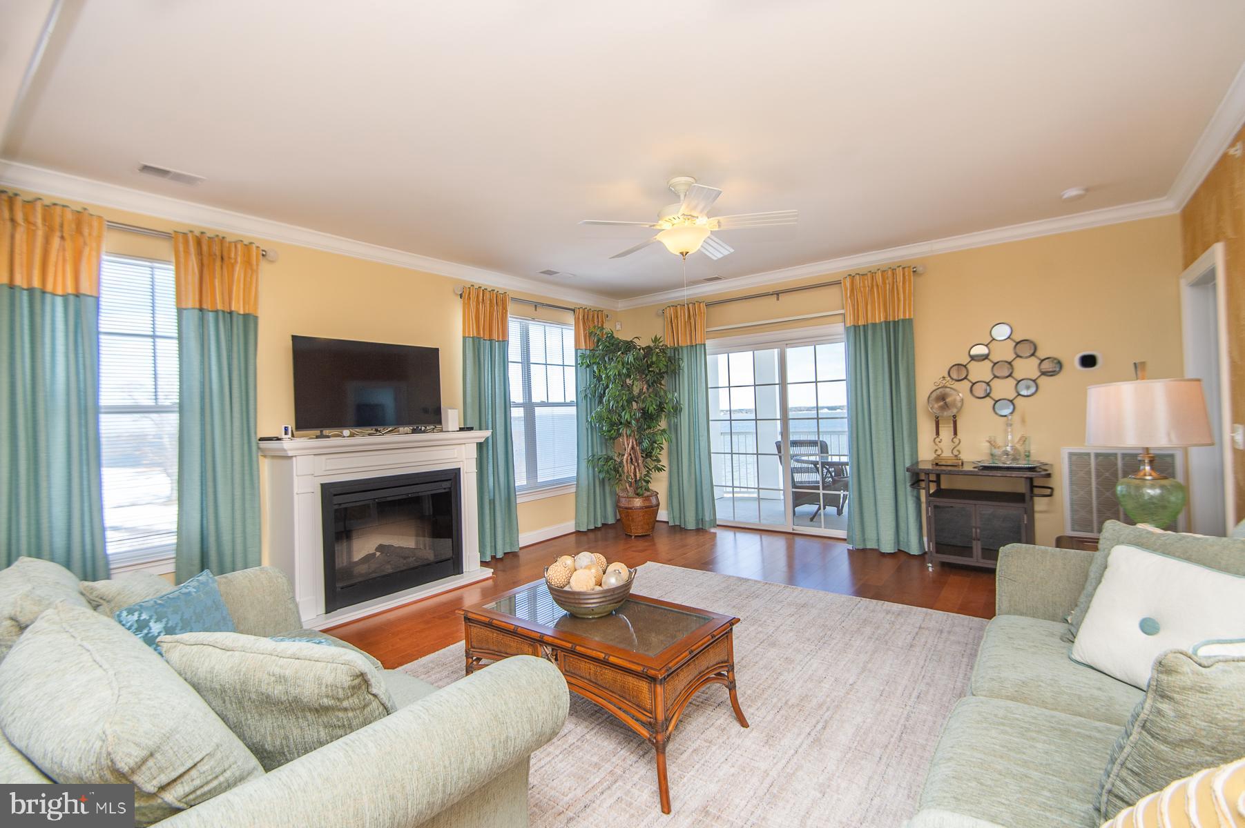 2700 Willow Oak Drive 409E