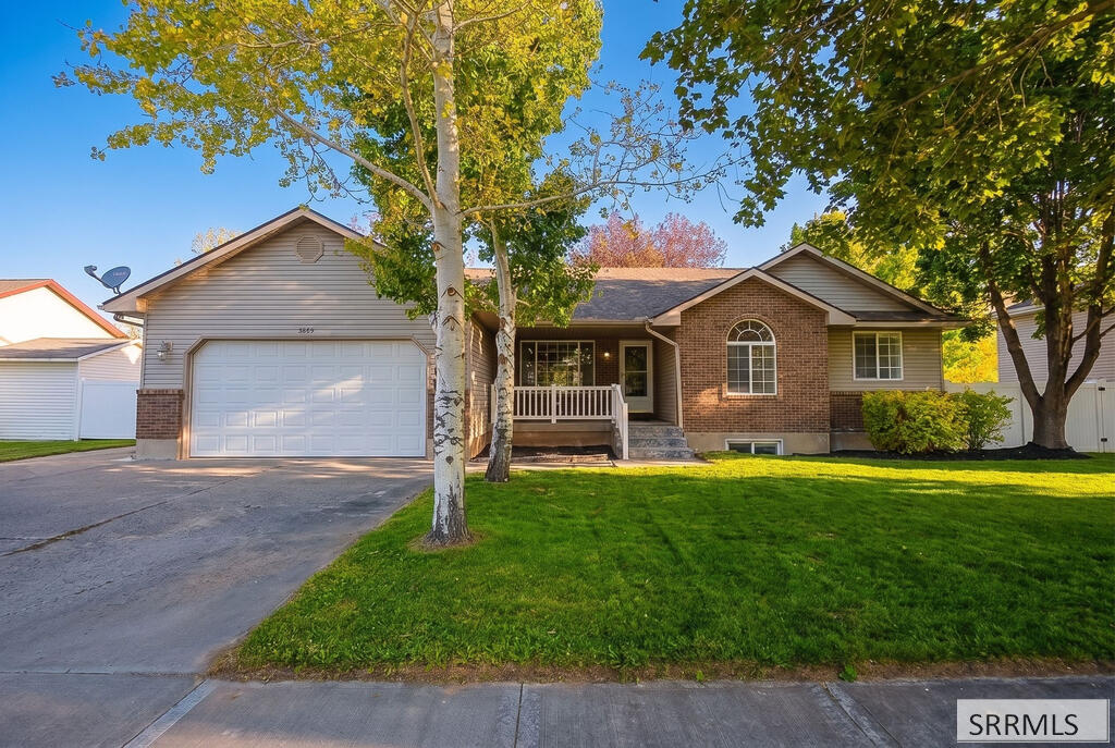 3865 Orchard Circle