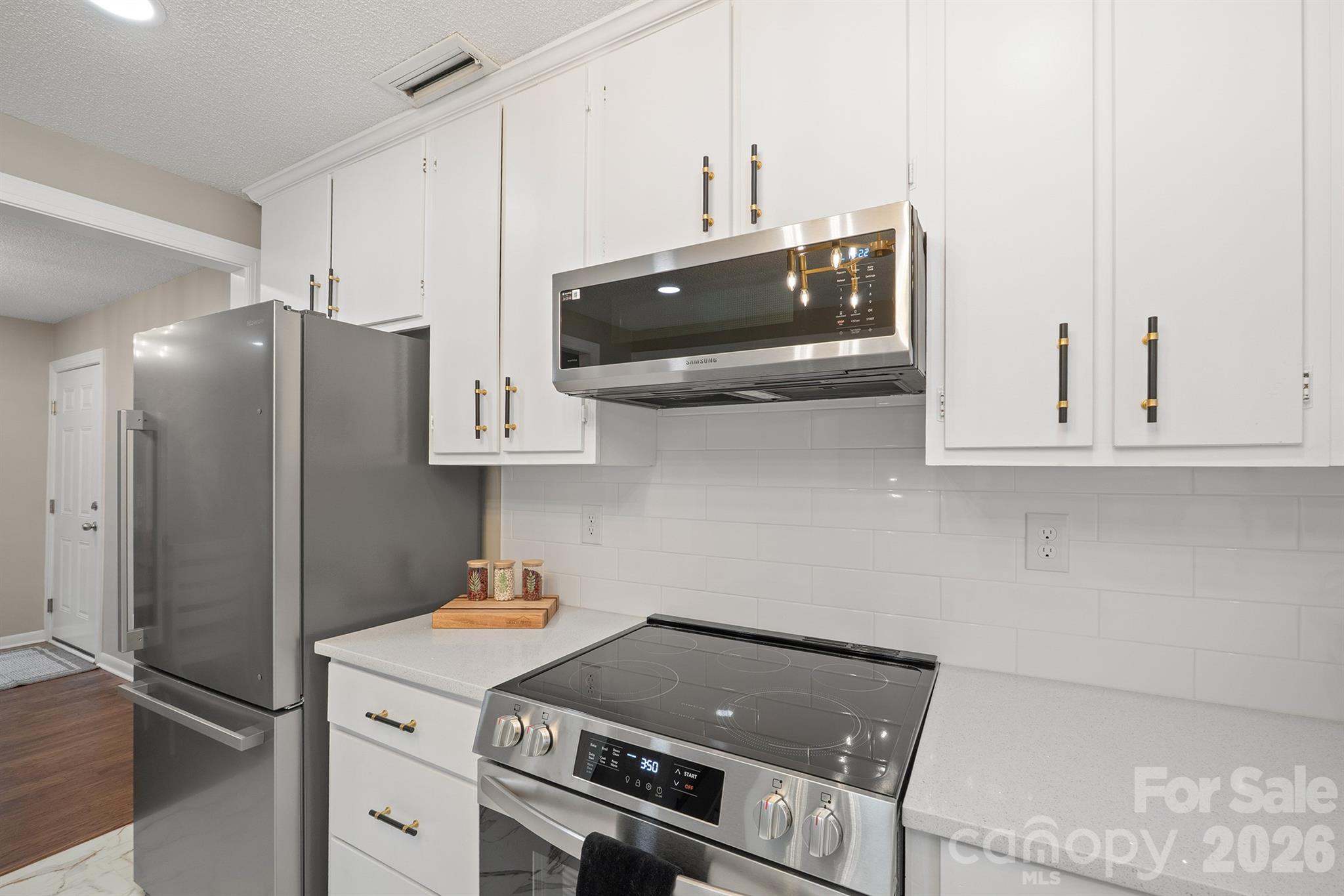 8928 Singingpine Road