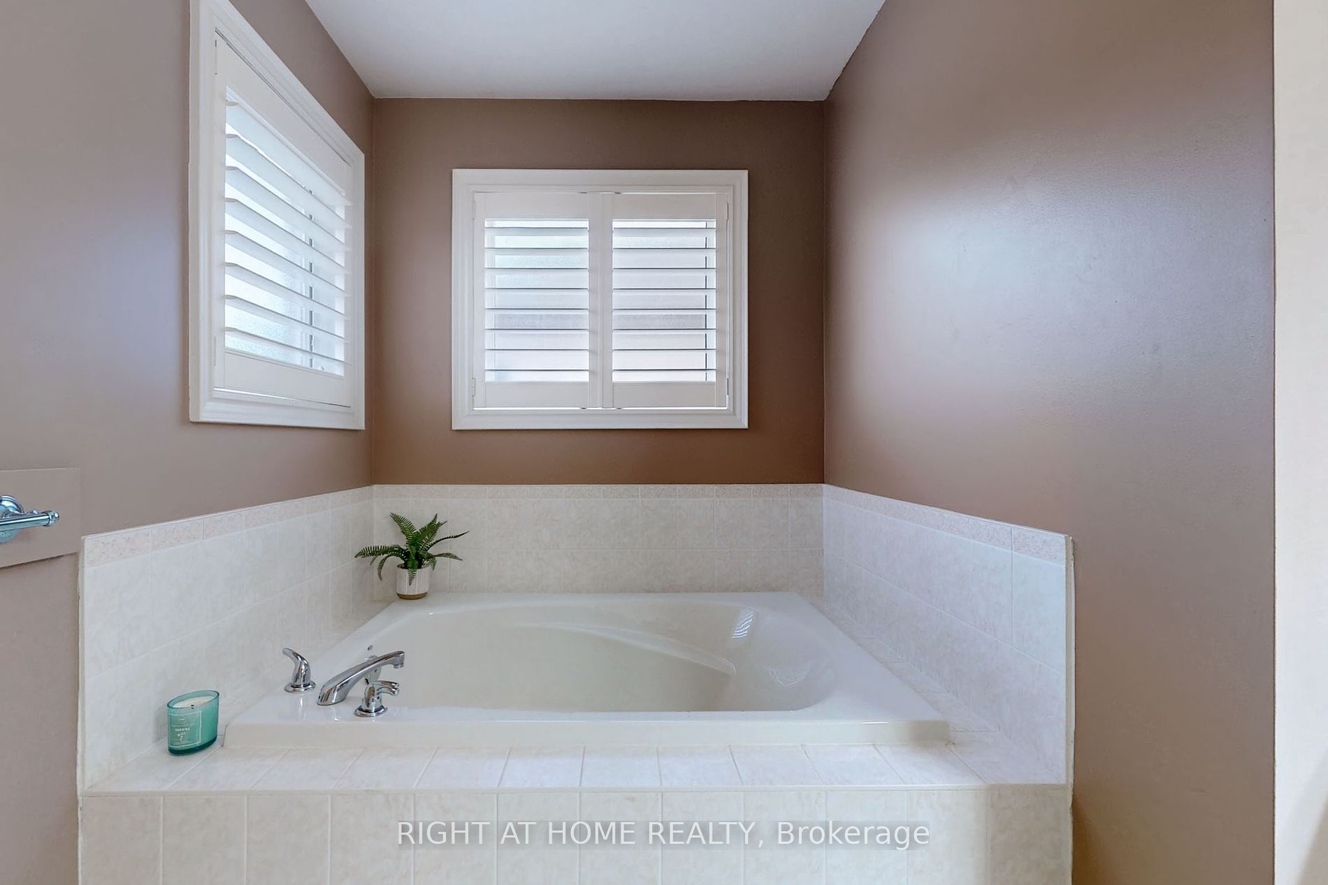 146 Rivers Edge Pl