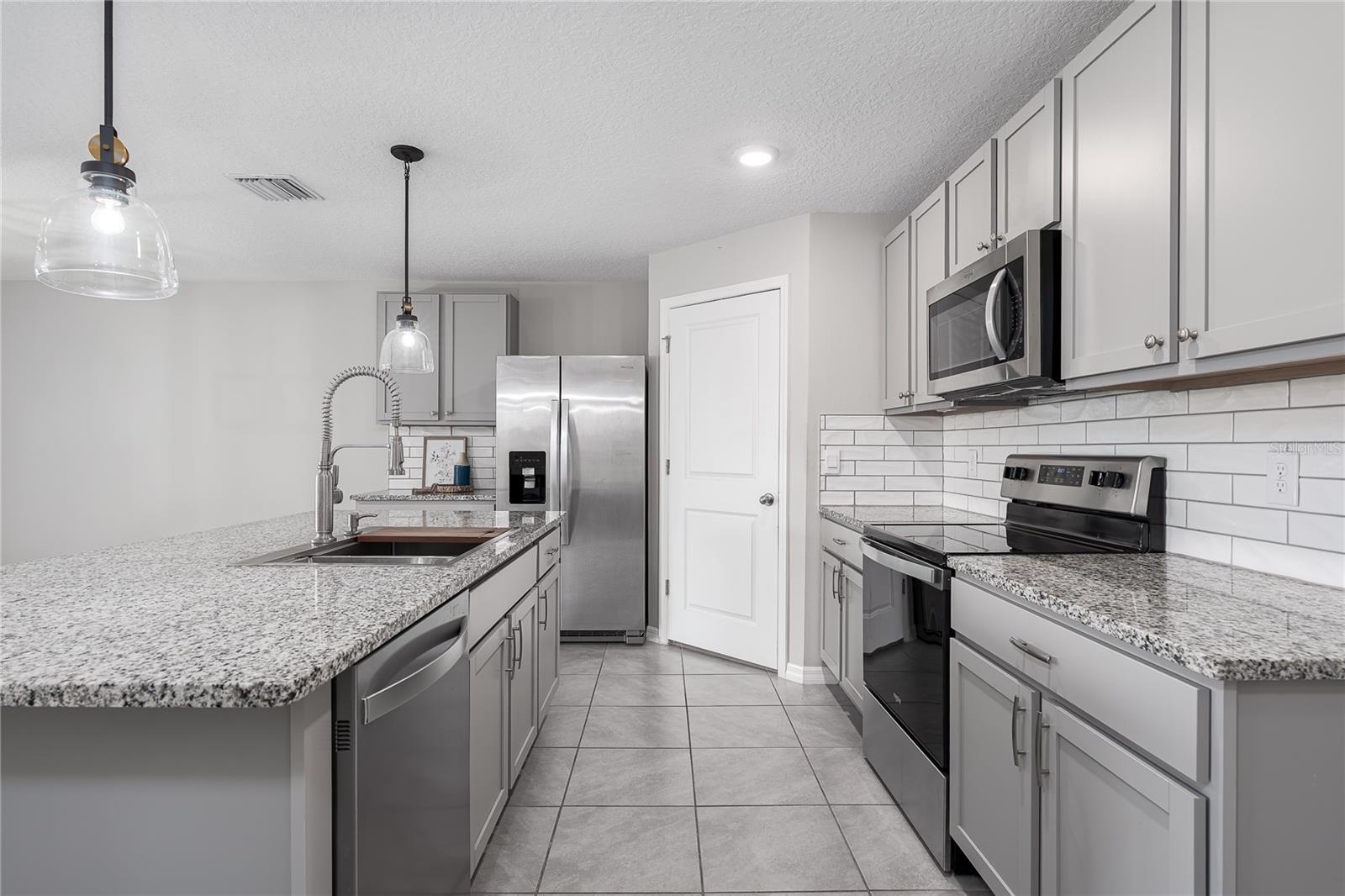 12143 Kingsley Trail