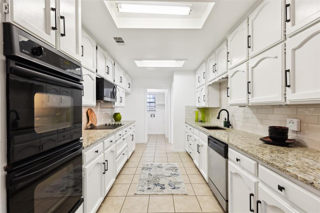 7309 Shady Hollow Lane