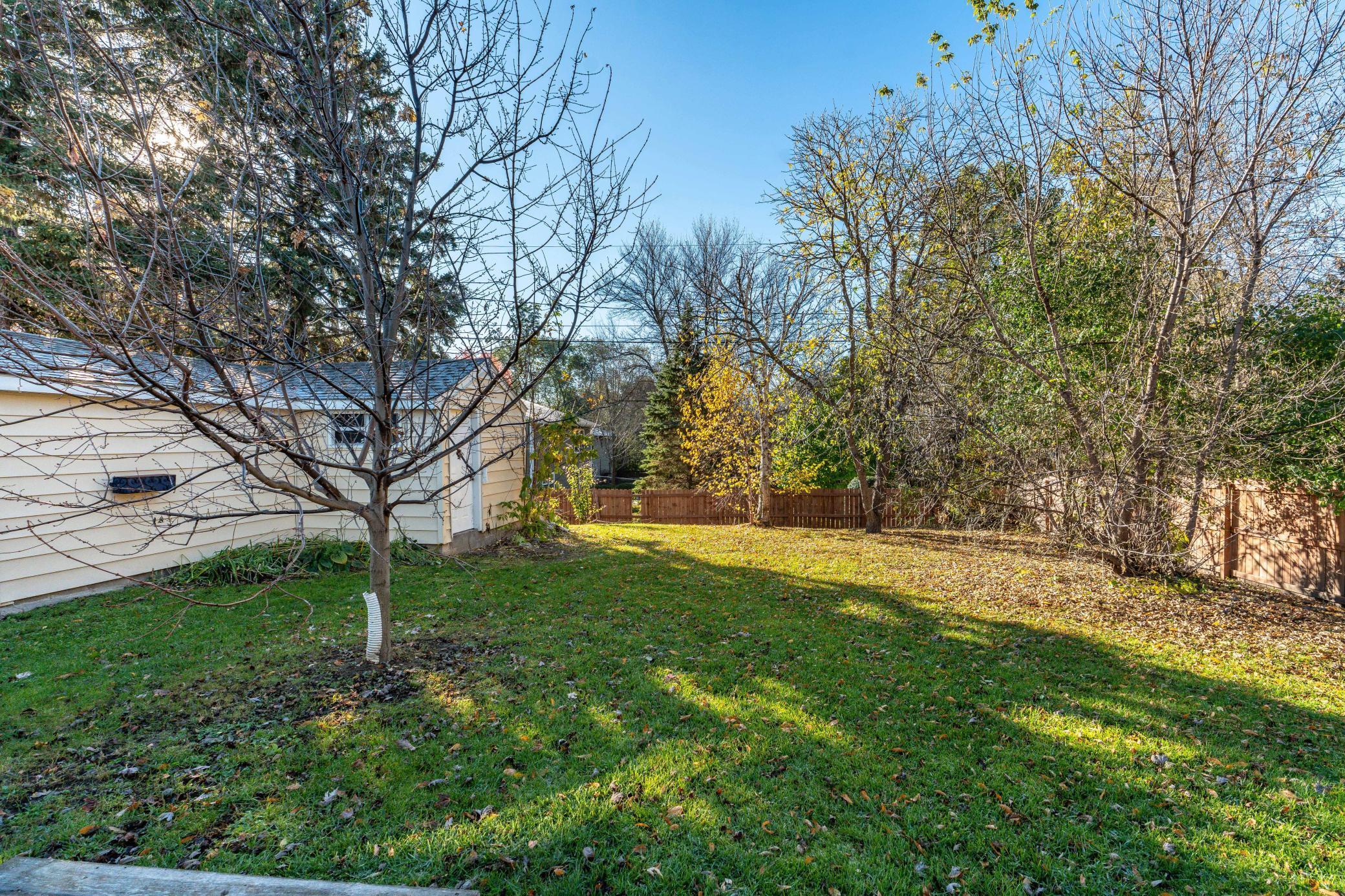 509 W Douglas Avenue