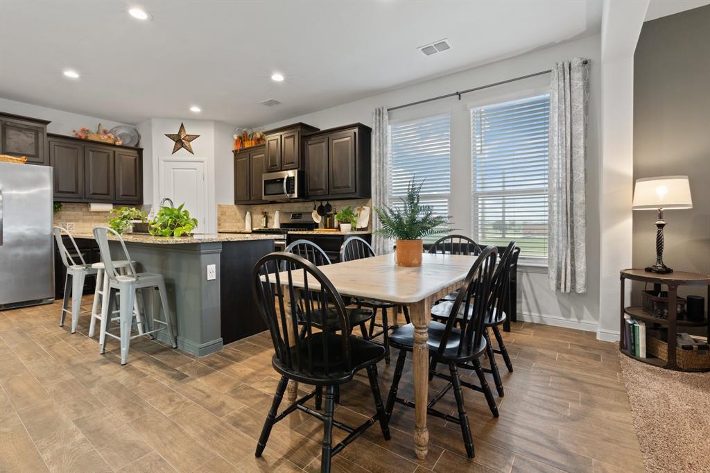 1216 Sausalito Trail