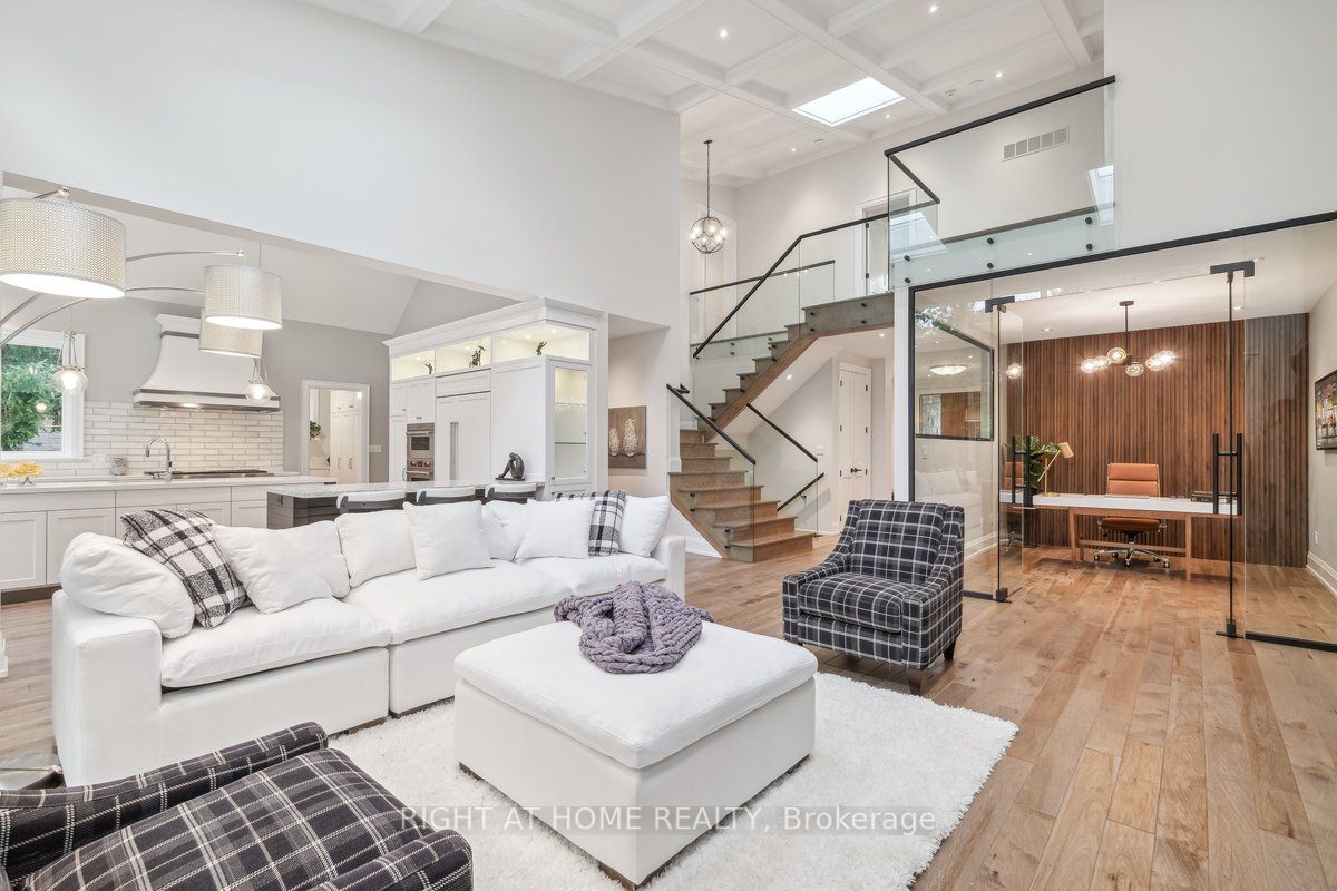 1231 Crawford Crt