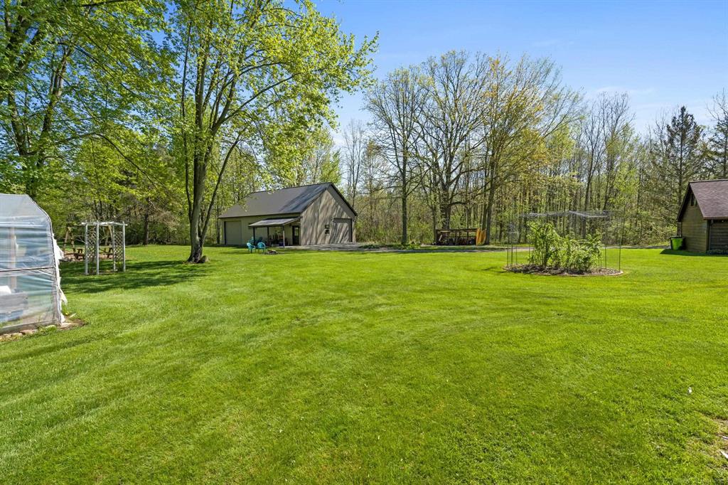 20861 30 Mile Road