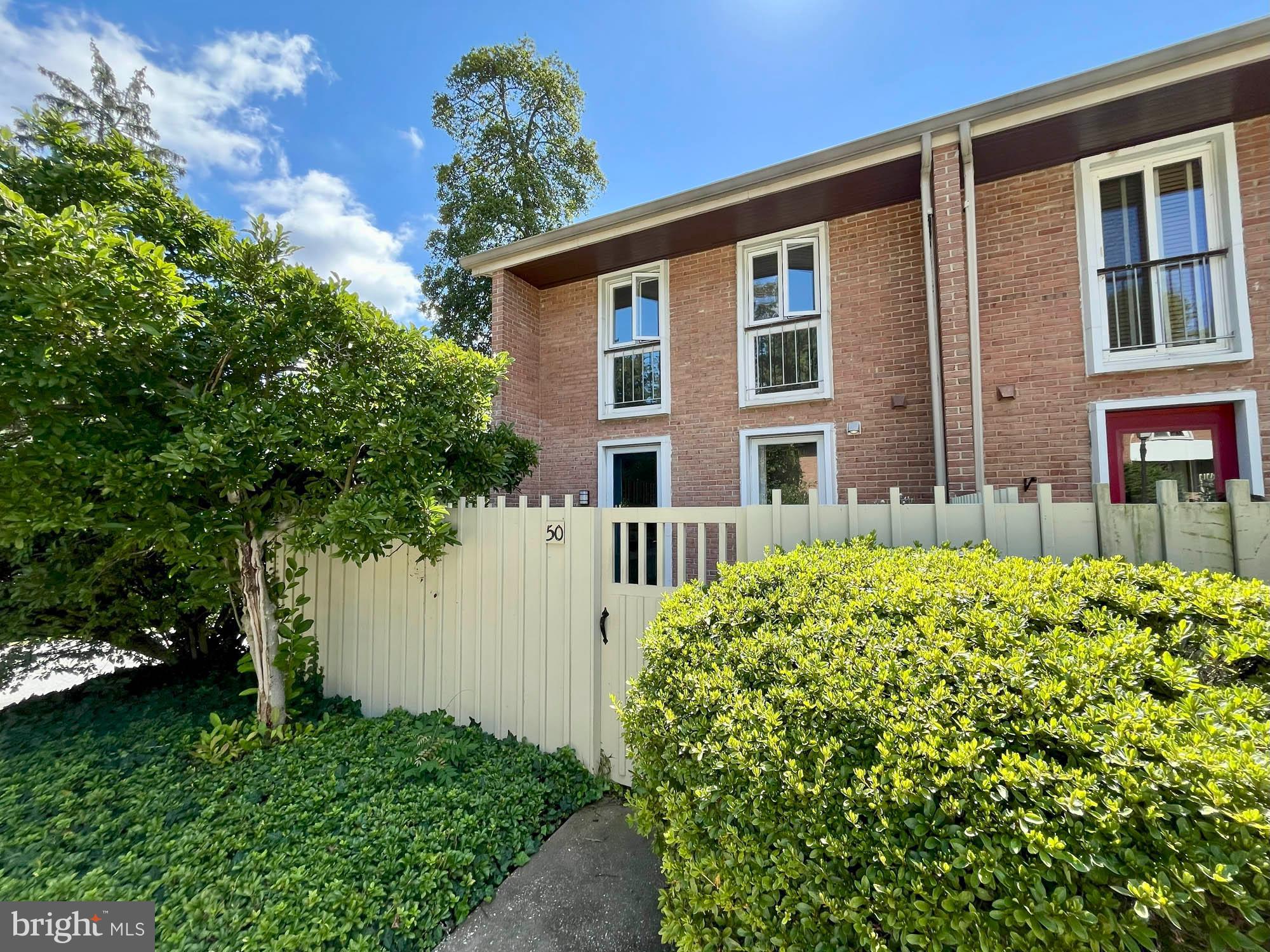 REAL ESTATE AUCTION featuring ON SITE and SIMULCAST ONLINE BIDDING!! Online Bidding Opens - Monday, October 15, 2025. Live On Site Auction - Wednesday, October 15, 2025 at 1:00 PM. List price is opening bid only. Guardian’s sale of a townhome condominium unit in the Cross Keys complex in North Baltimore. The property comprises a nicely updated two story end unit with dual primary suites, front and rear patio areas and assigned parking. There has been a lot of recent buzz around Cross Keys, with new restaurants and retail shopping options coming online over the past couple of years, and new construction going on in the neighborhood currently. The auction will be conducted live onsite and Simulcast online, with a $100,000 opening bid and a $15,000 deposit required to bid.