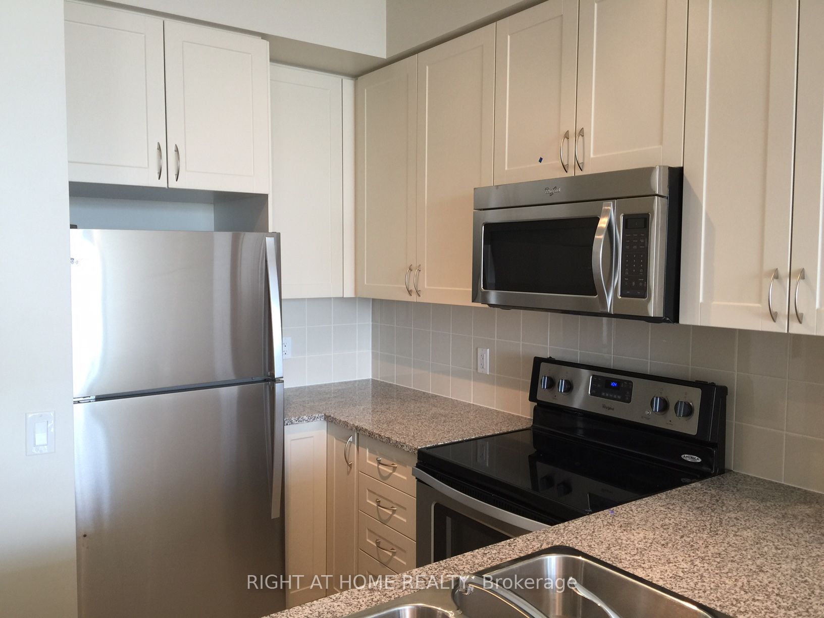 339 W Rathburn Rd 2011