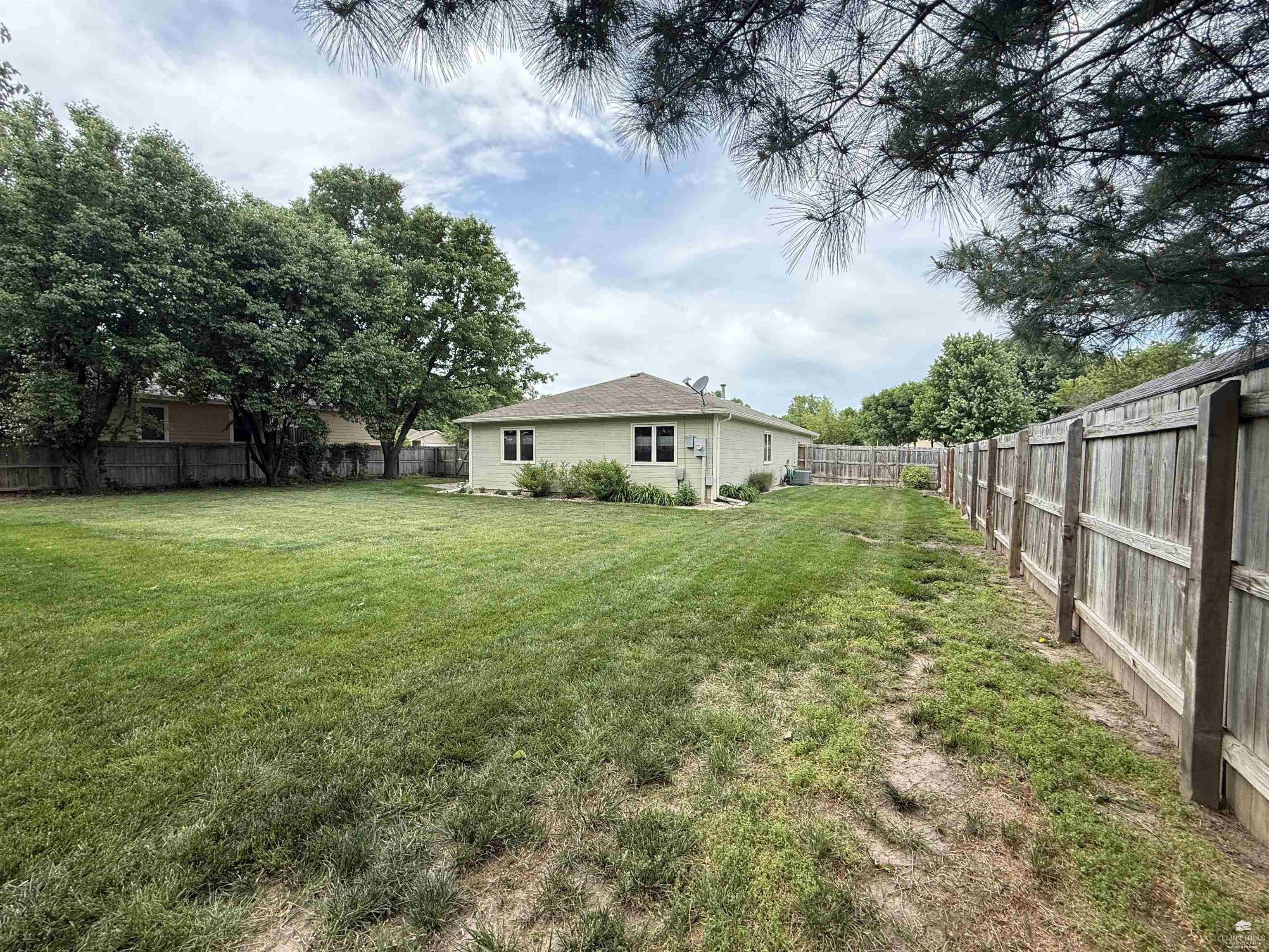 3851 Fox Ridge Drive