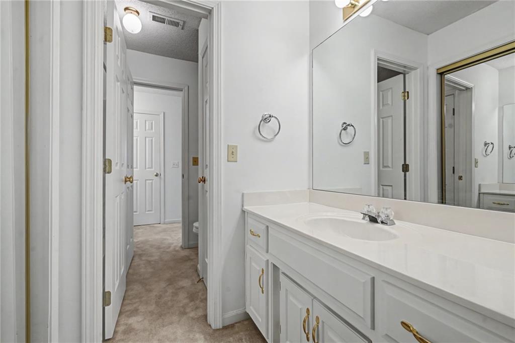 6817 W 156th Terrace