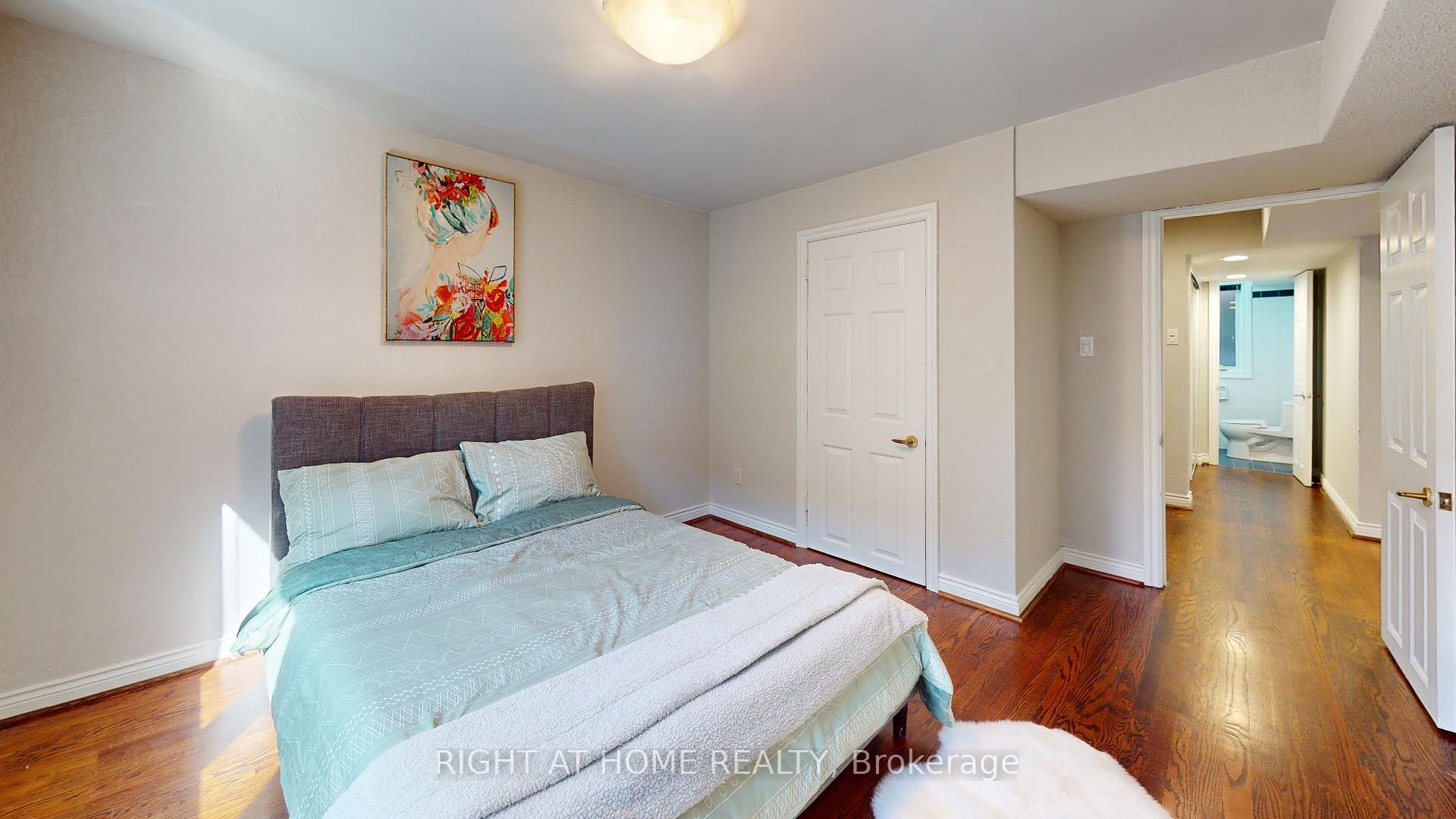 23 Christine Cres