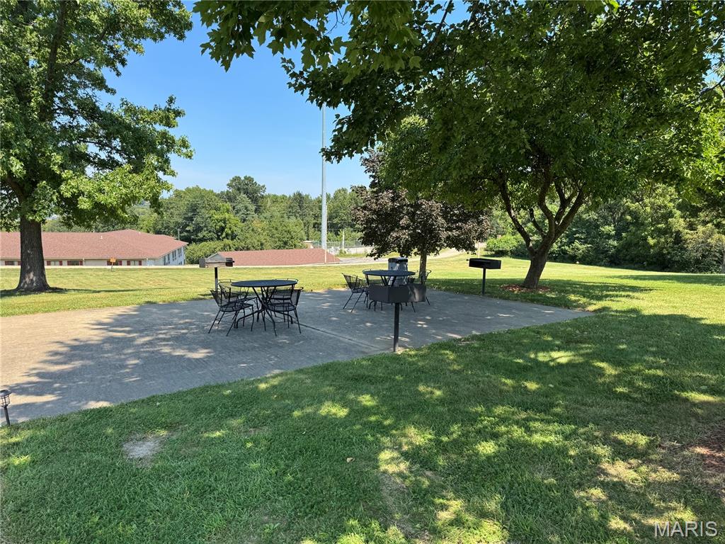808 Huckleberry Heights Drive