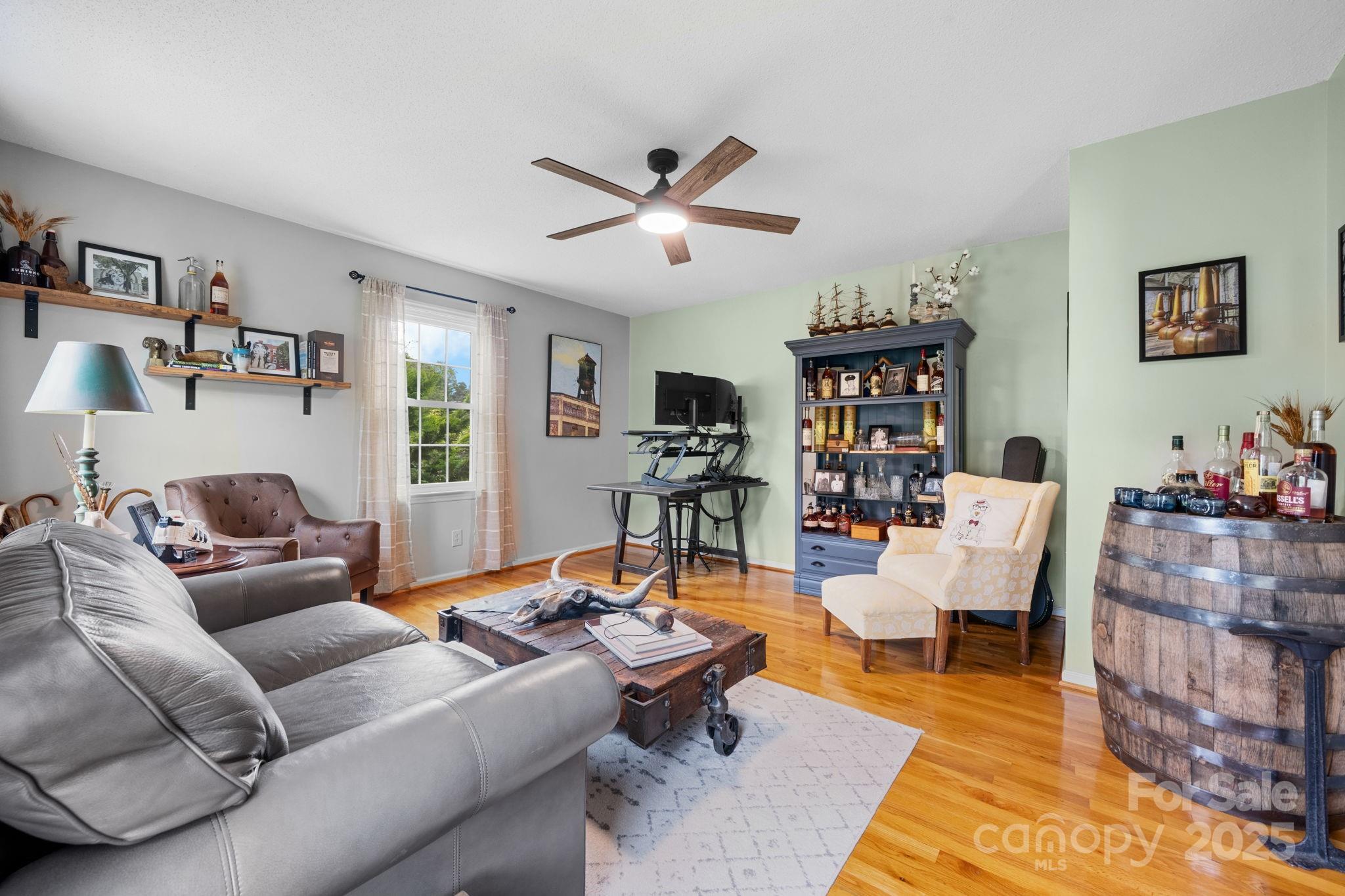 302 Redwood Place