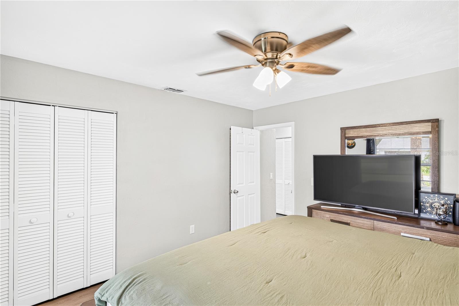Property View 21