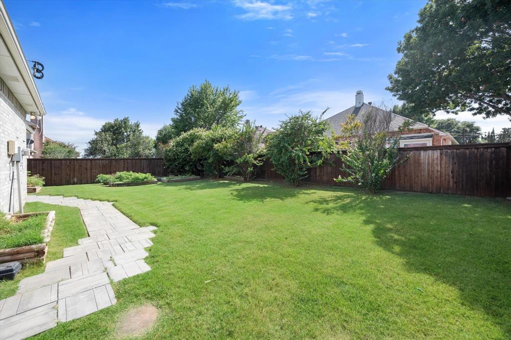 1817 Meadow Ridge Drive