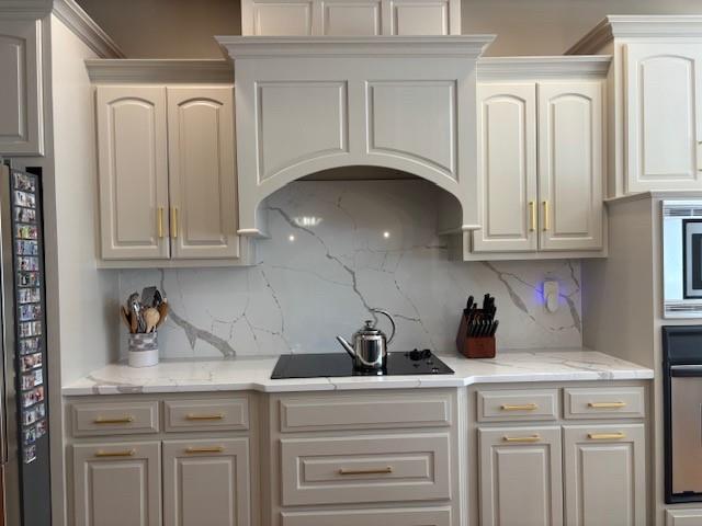 2807 SW Summer Creek Court