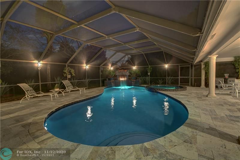 7630 W Upper Ridge Dr