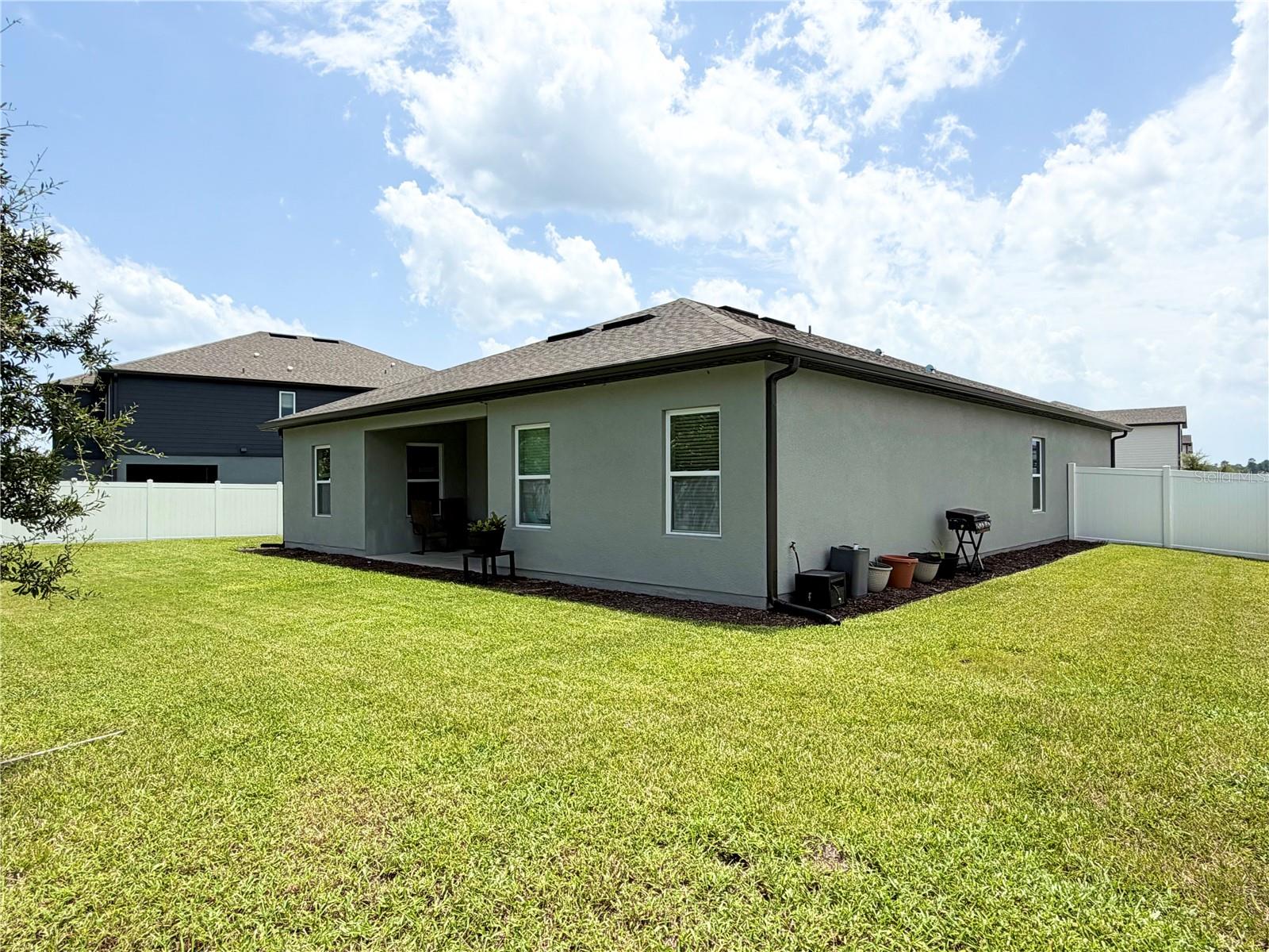 1663 Meadowlark Drive