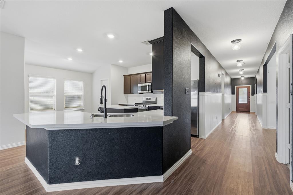 903 Spruce Lane
