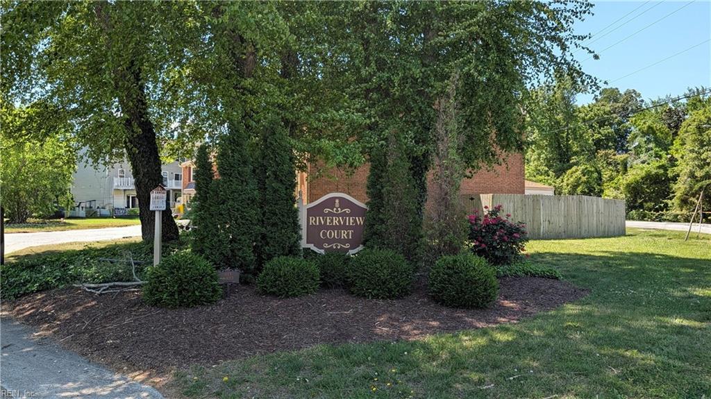 9 Riverview Court
