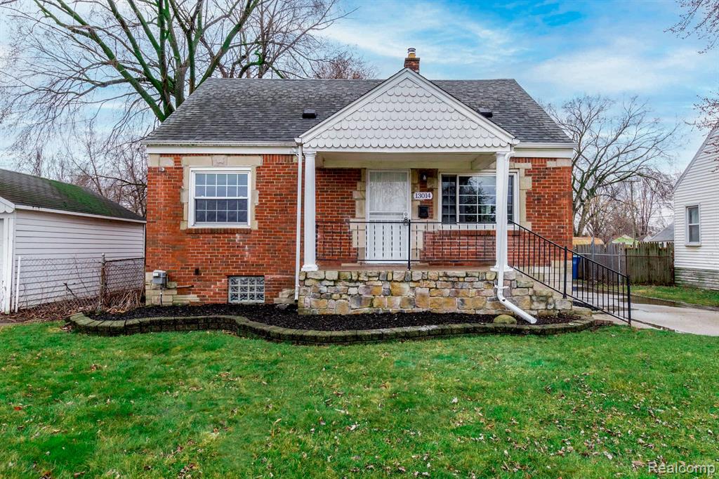 **NICELY UPDATED ** Beautiful 3 bedroom brick bungalow home with a detached 2 car garage located conveniently near I-94 & 696 for commute. Featuring: granite countertops, stainless steel appliances, refinished hardwood flooring, and much more. Schedule your showing today!