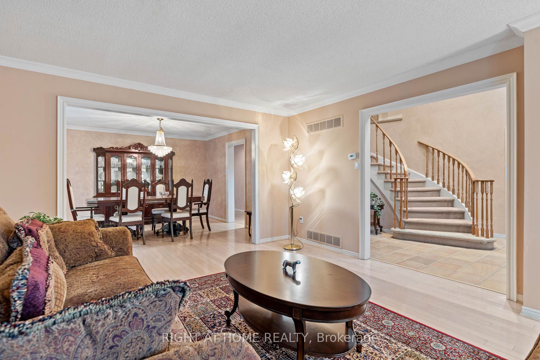 56 Crystal Dr