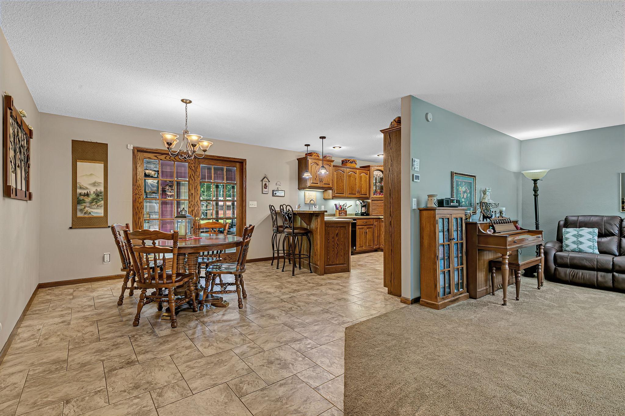 6209 Laurel Road