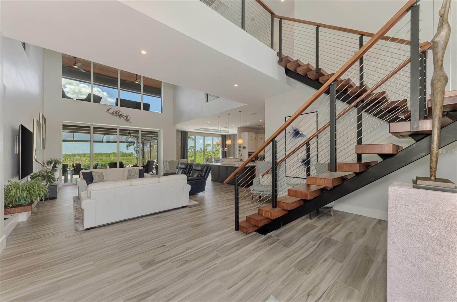 3051 Rivershore Lane