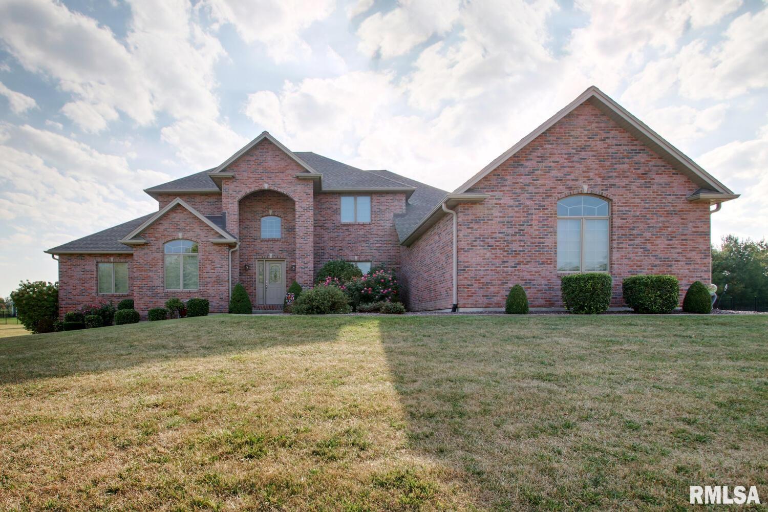 Happel Inc. Realtors Houses for sale in Quincy, Illinois Area