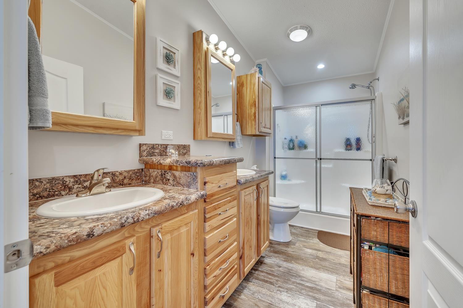 3200 Okoboji Avenue 143