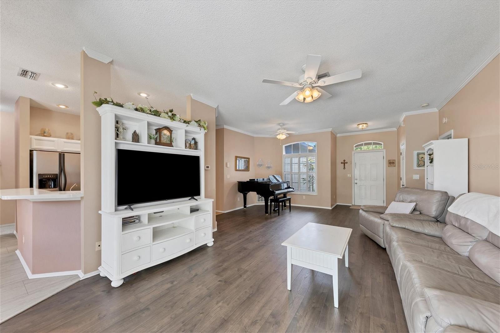 5009 44th Street W
