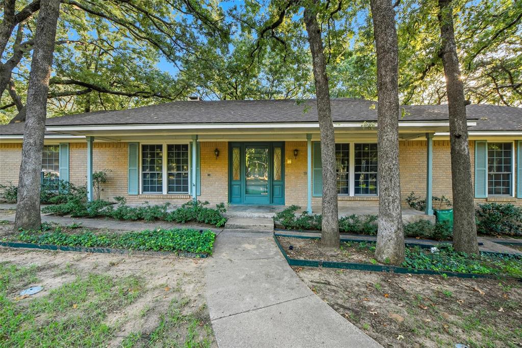 924 Ridgecrest Circle