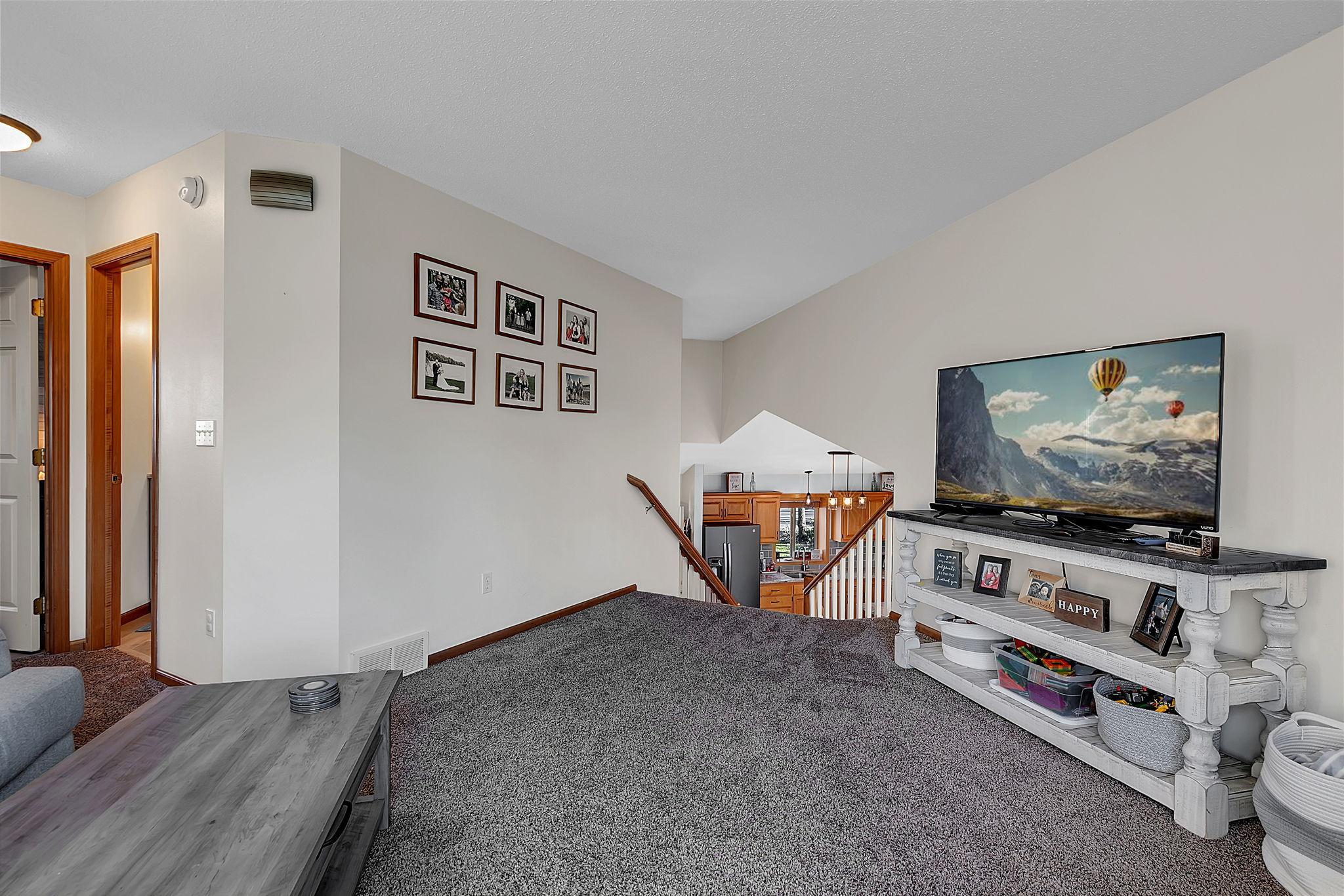 1083 Lawrence Circle