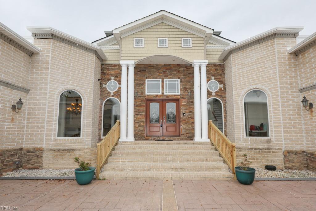 1608 Venetian Way, Chesapeake, VA 