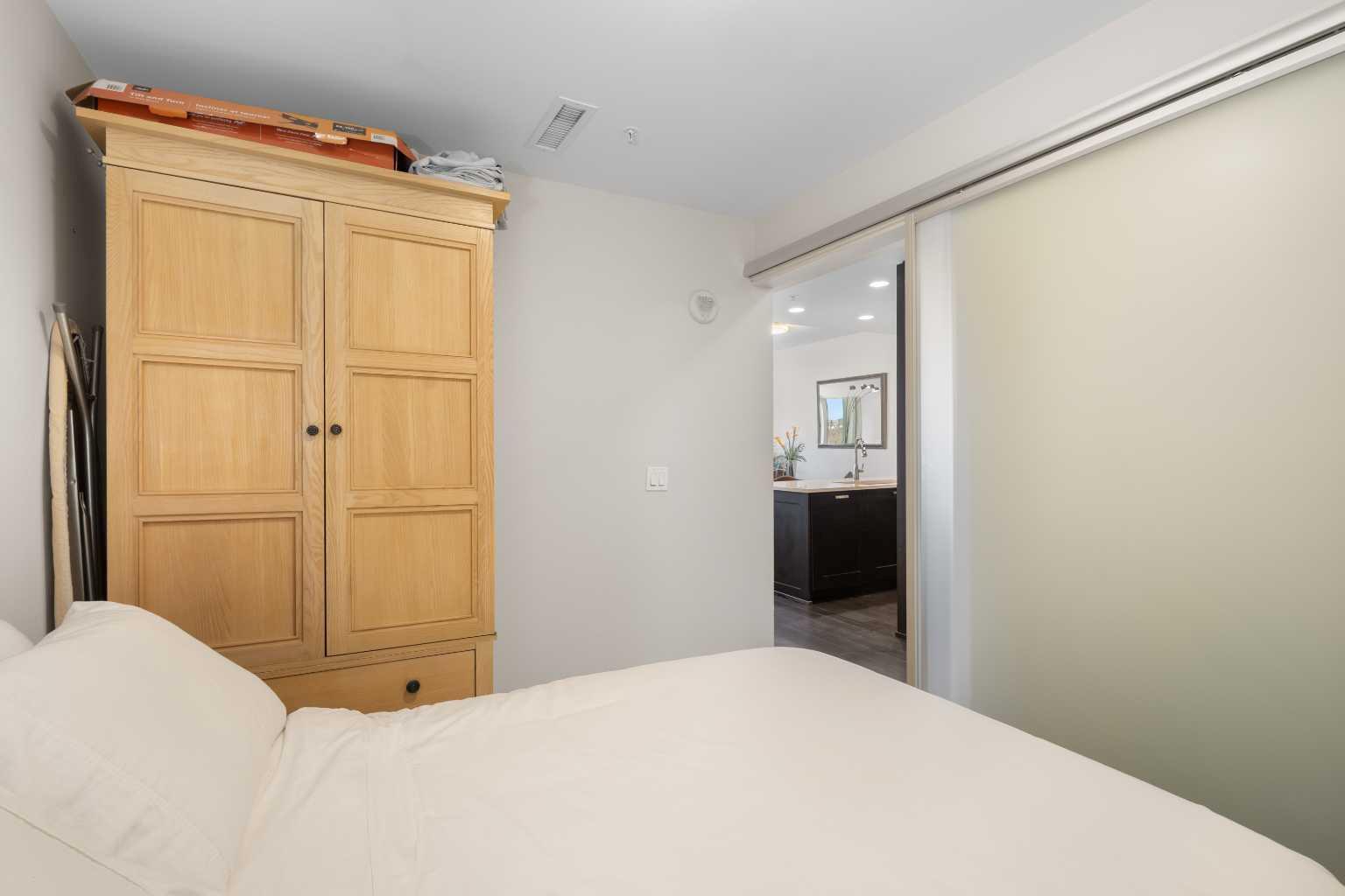 222 Riverfront Avenue SW 1322