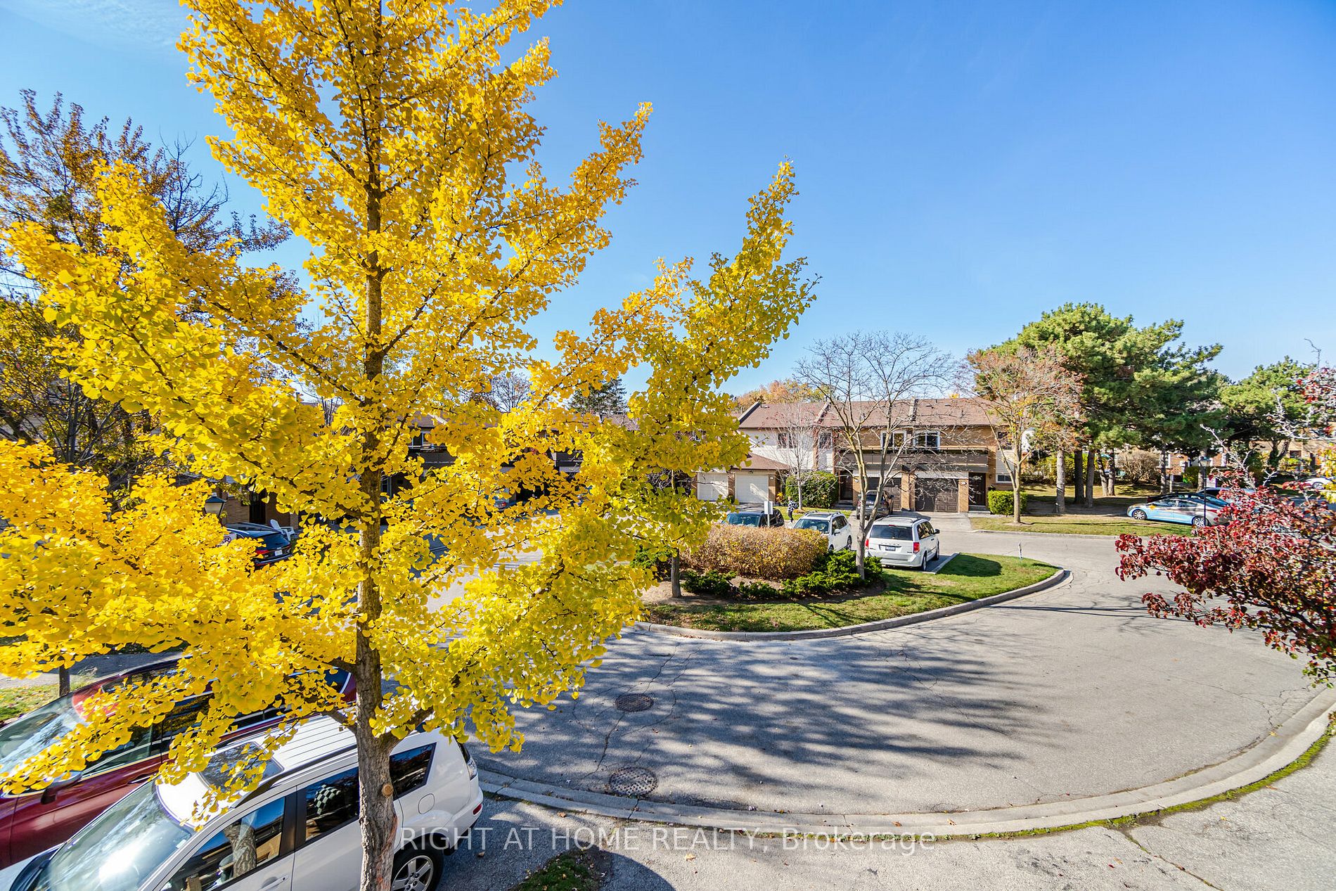 2120 E Rathburn Rd 72