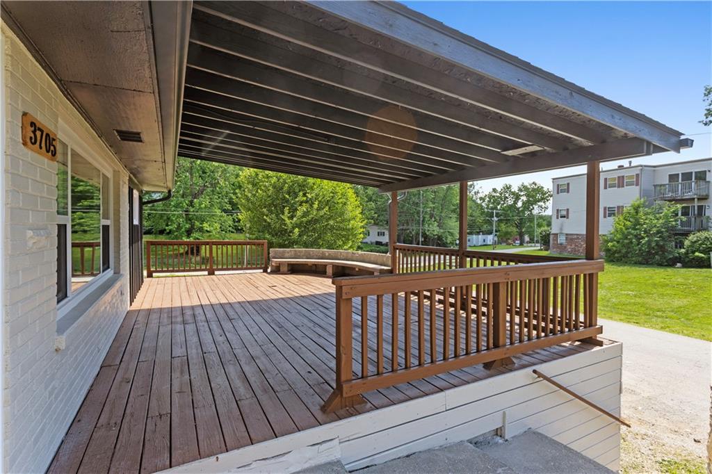 3705 N Walrond Avenue