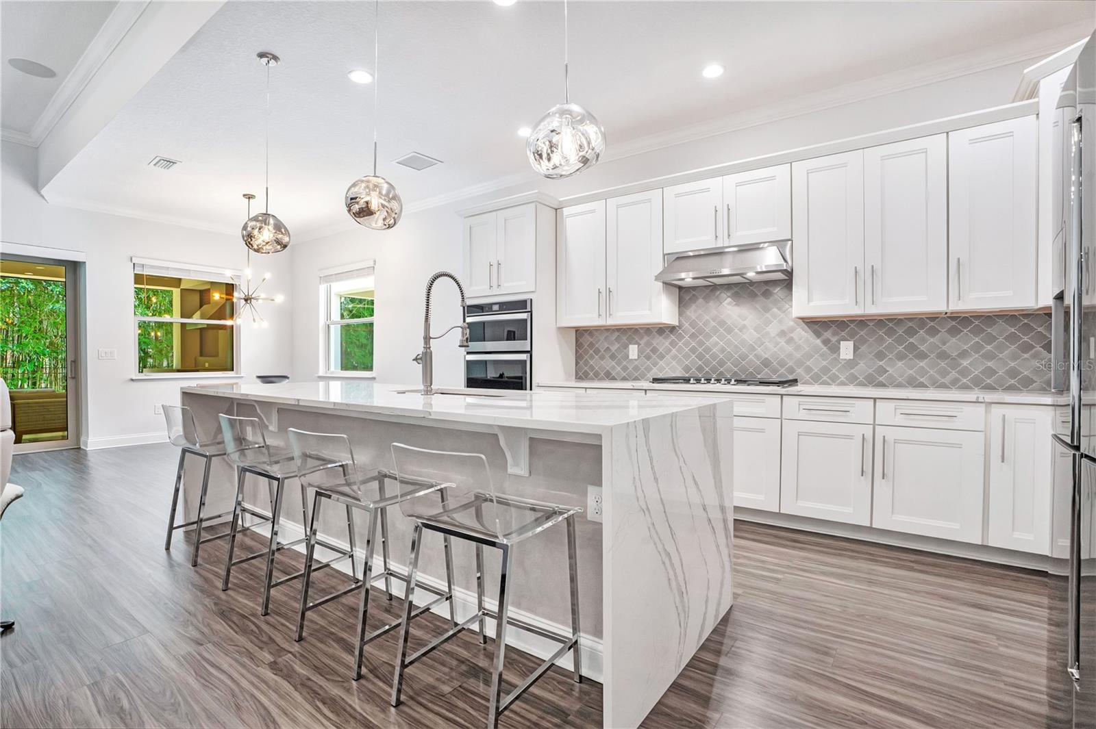 10654 Royal Cypress Way