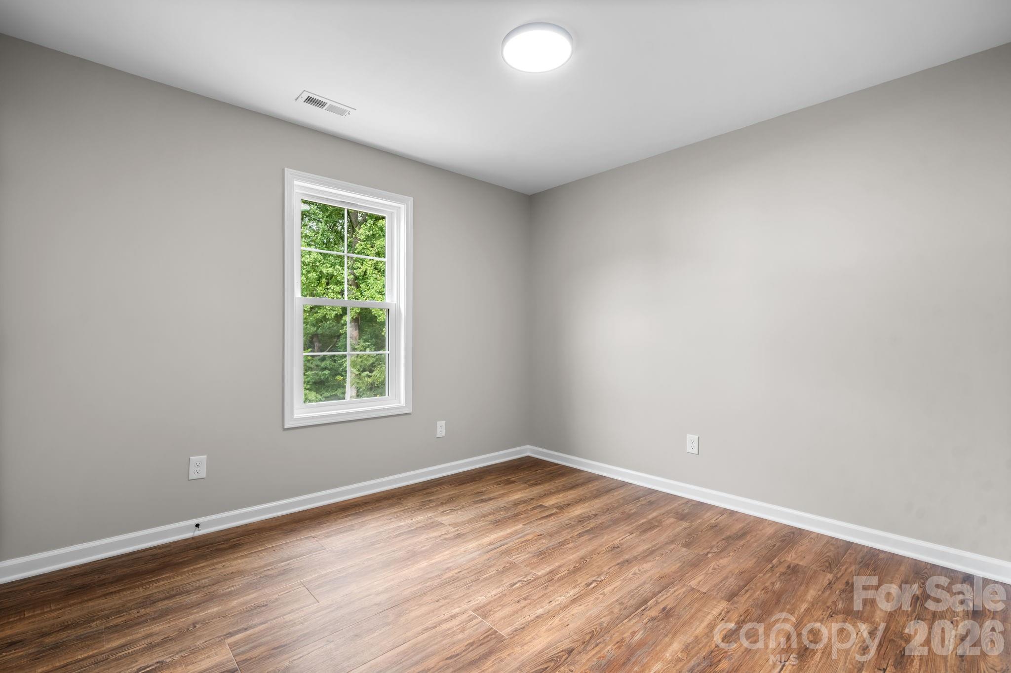 128 Buck Shoals Circle