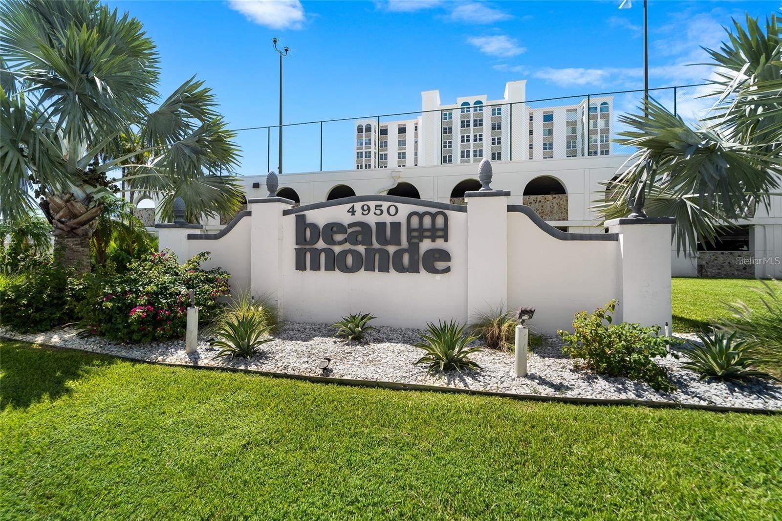4950 Gulf Boulevard 807