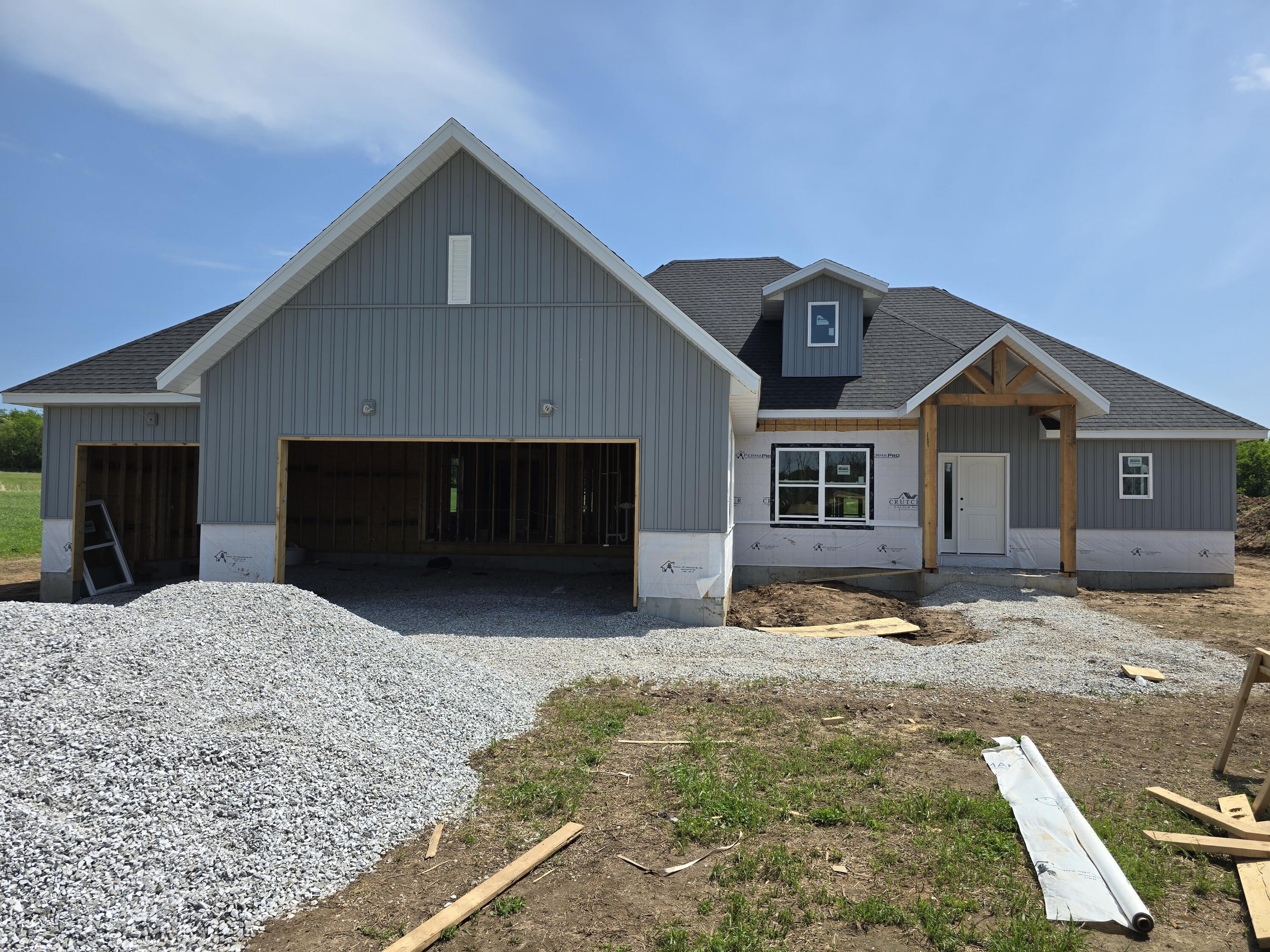 4220 N Deer Ranch Lane