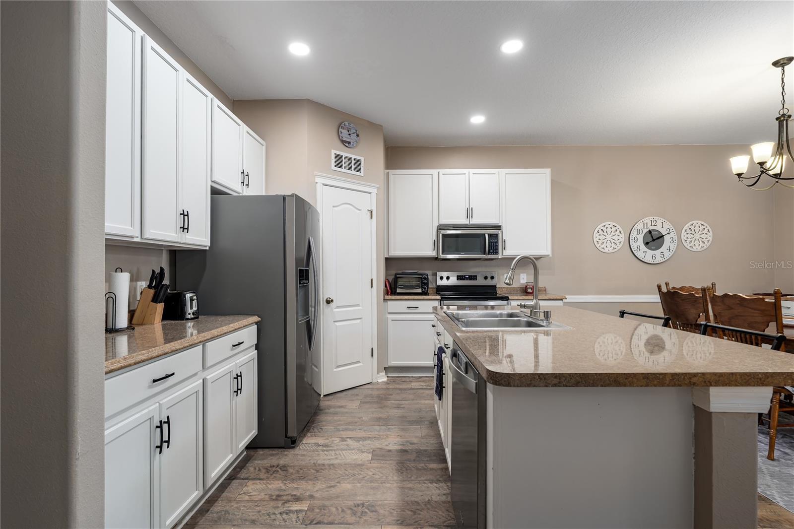 6936 Surrey Oak Drive